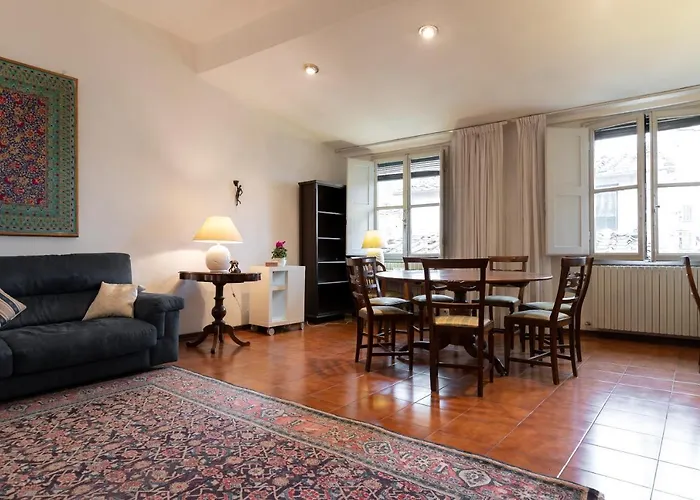 Barbadori Tower Apartment